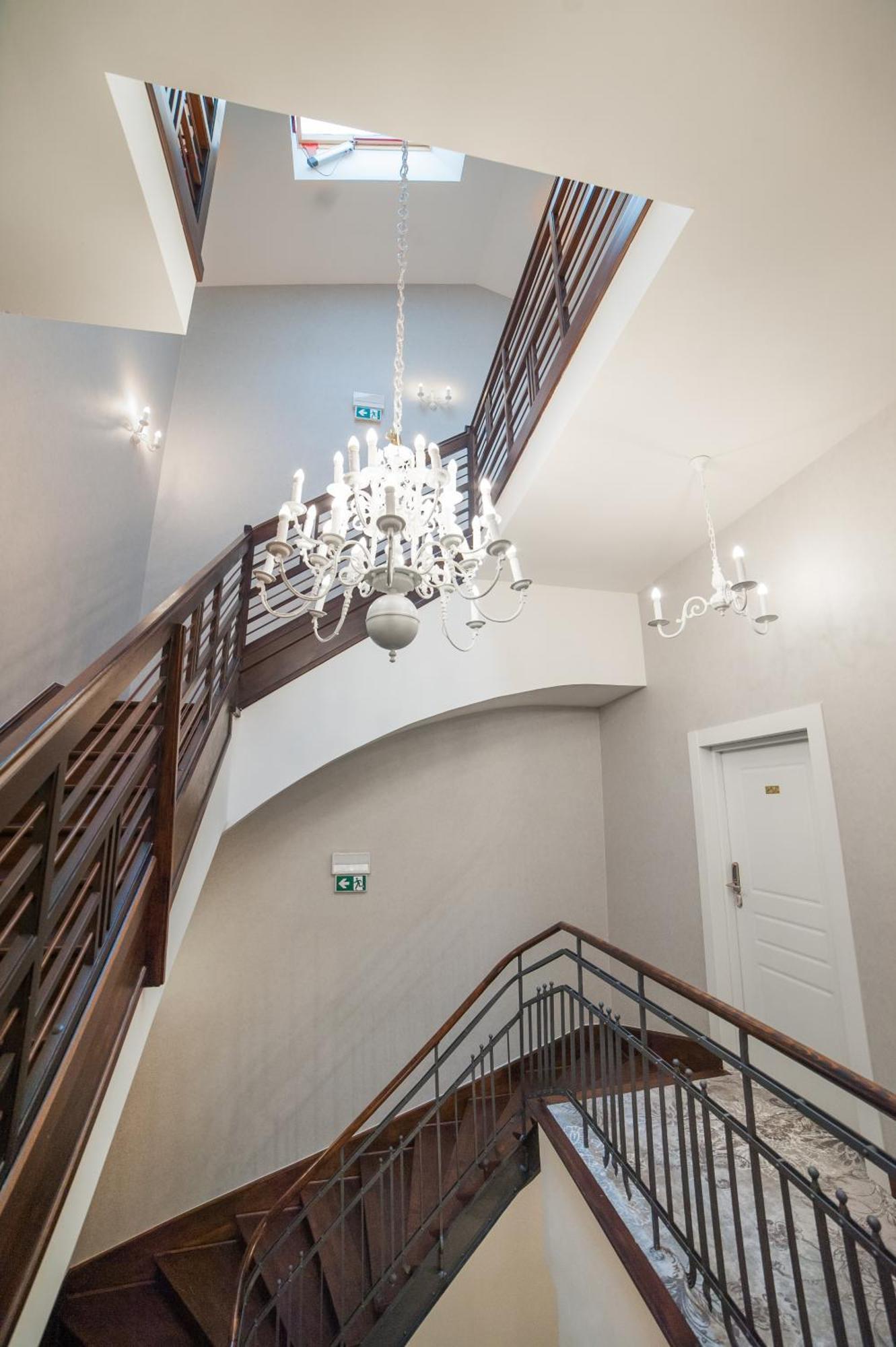 Vinfort Aparthotel Krakow Bagian luar foto